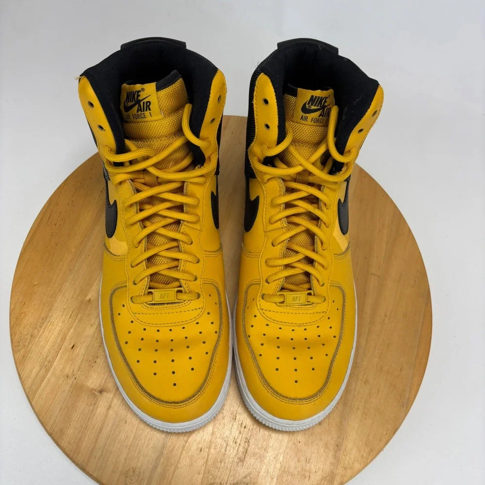 Nike no straps*