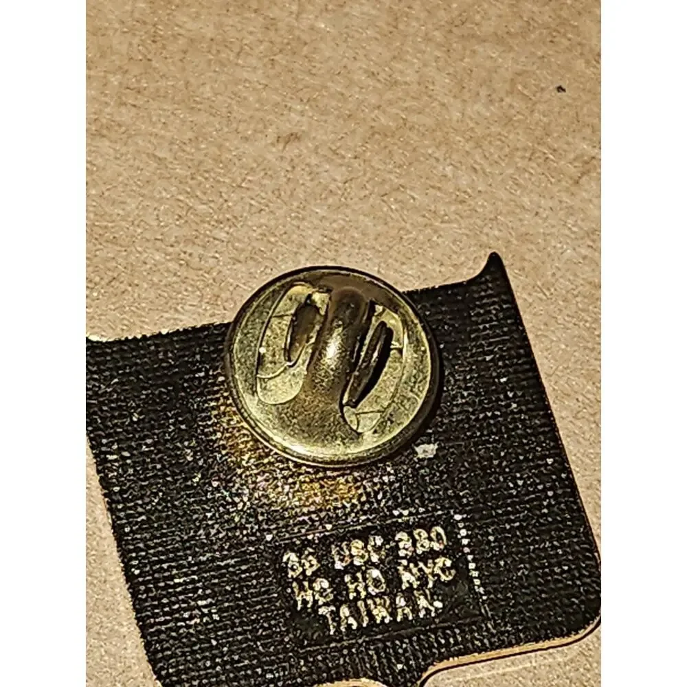 Vintage 1992 Olympic USA Soccer Souvenir Pinback Pin Barcelona, Spain