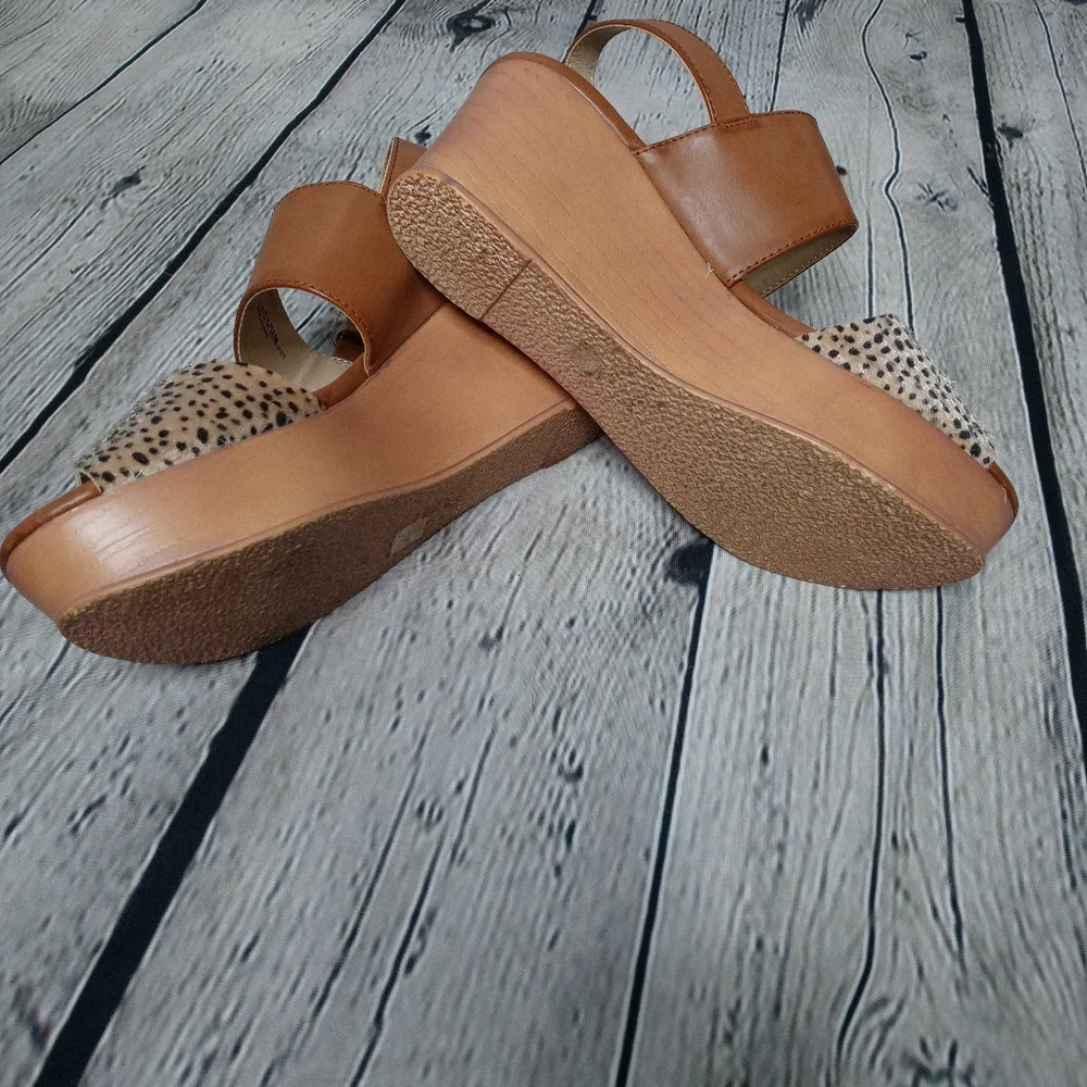 CL by Laundry Tan and Cream Leopard Print Wedge Sandals