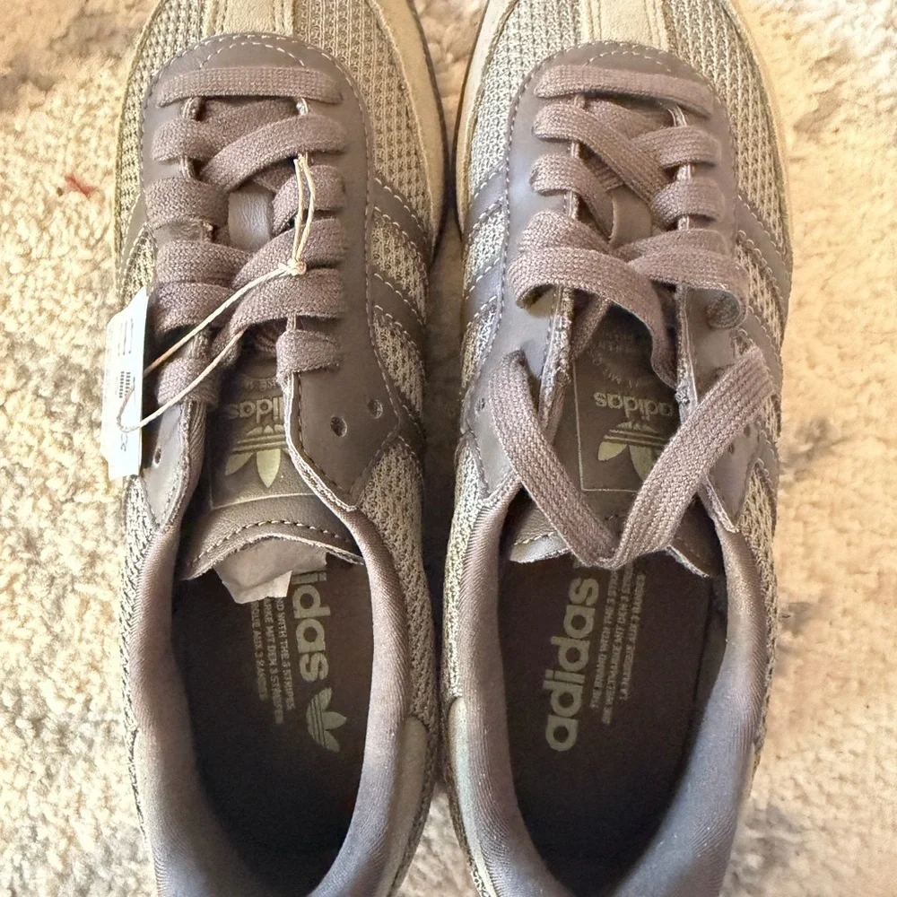 adidas stylish sneakers
