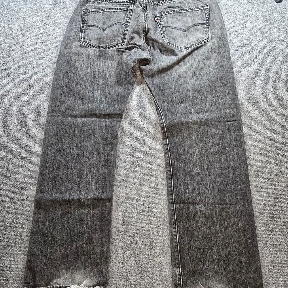 Levi’s 501 Jeans Mens 36x30 Charcoal Gray Button Fly Straight Leg Denim