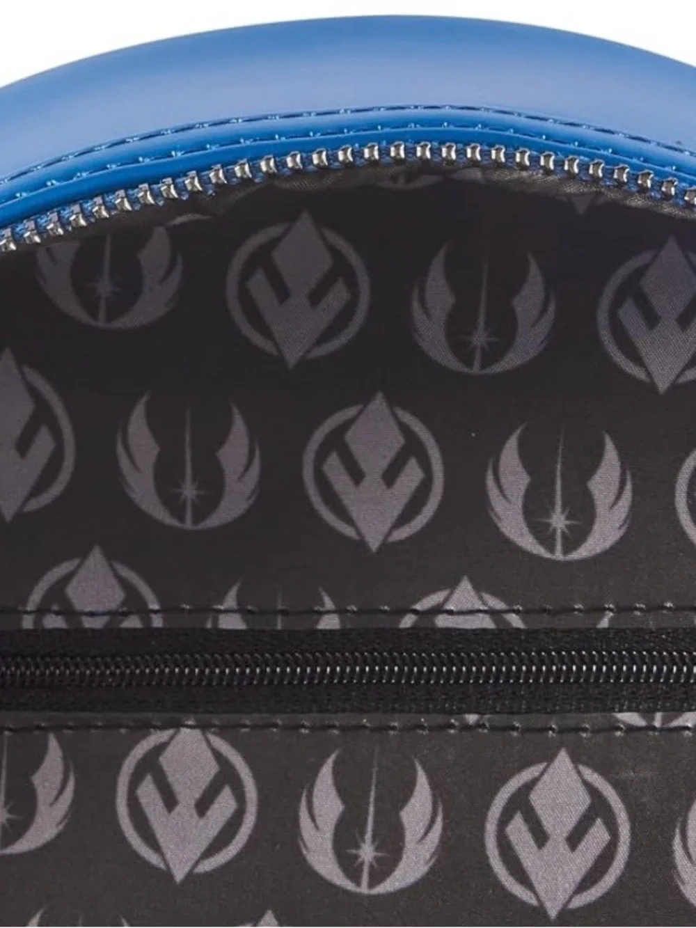 Loungefly piece zipper