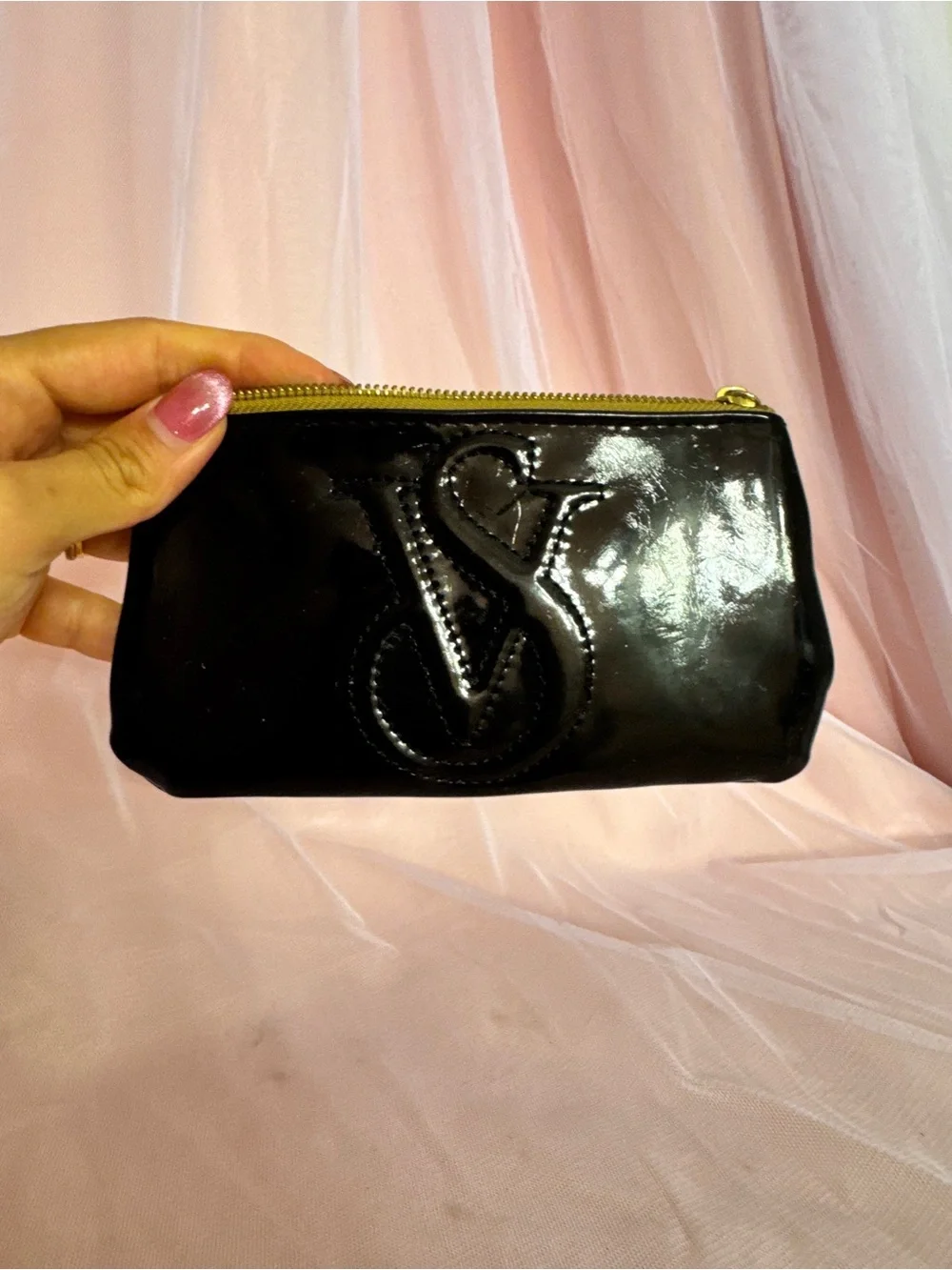 👛Victoria's Secret Black & Gold Charm Pouch Keychain Detachable Angel Logo