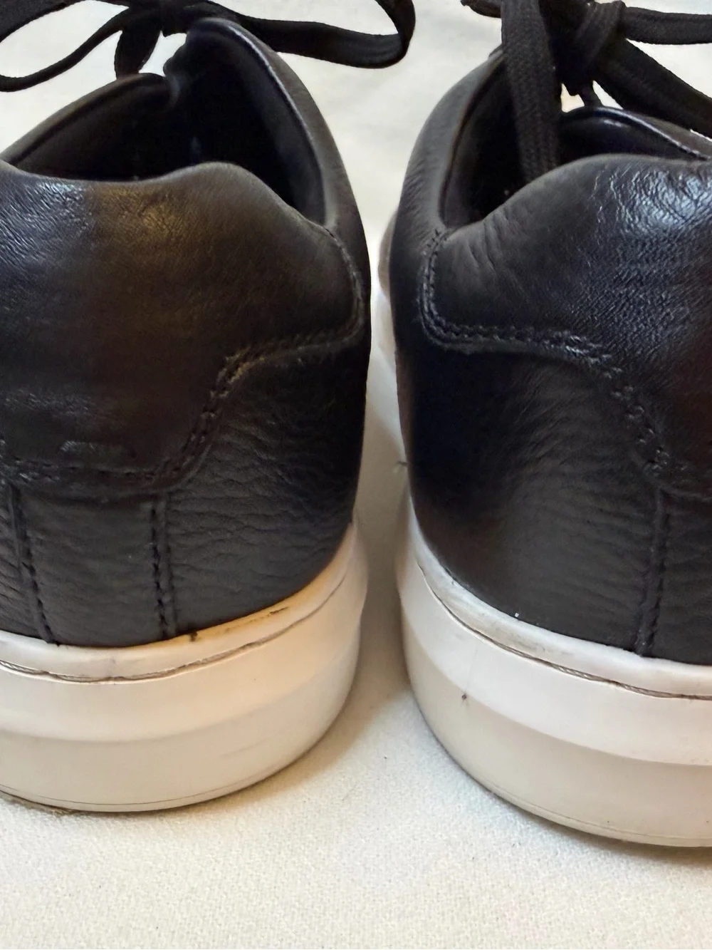 Kenneth Cole Men's Sz 9.5 Black Pebbled Leather Low Top Casual Cupsole Sneakers