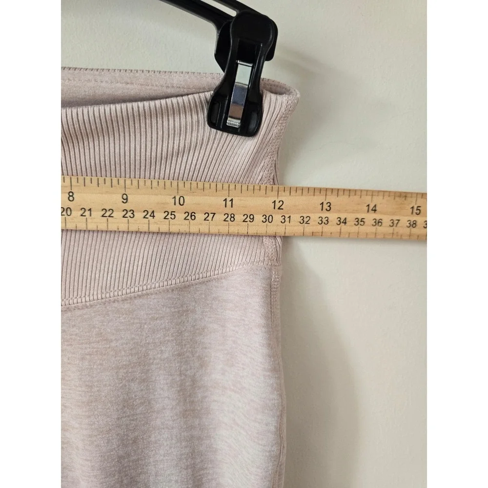 ALO Yoga activity spandex