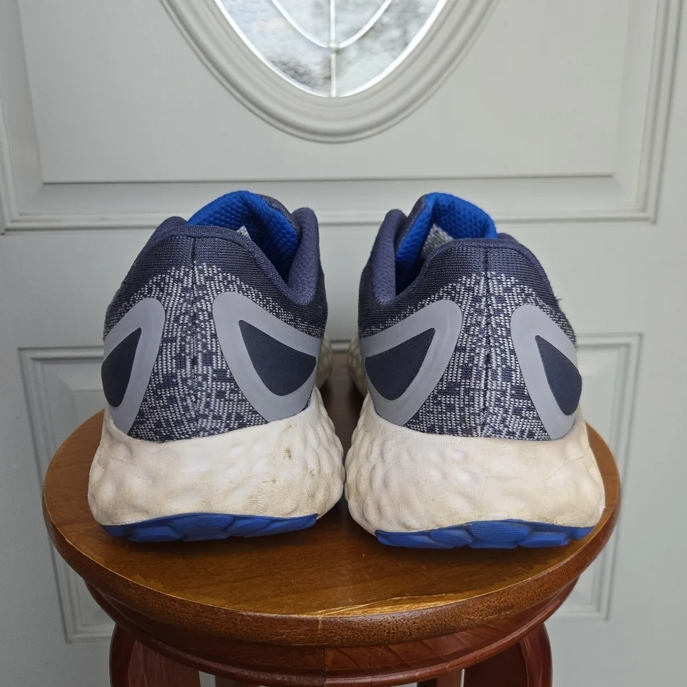 New Balance Fresh Foam Evoz v2 Sneakers