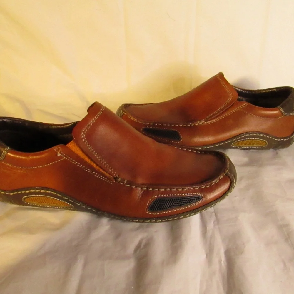 Cole Haan often panels stitching