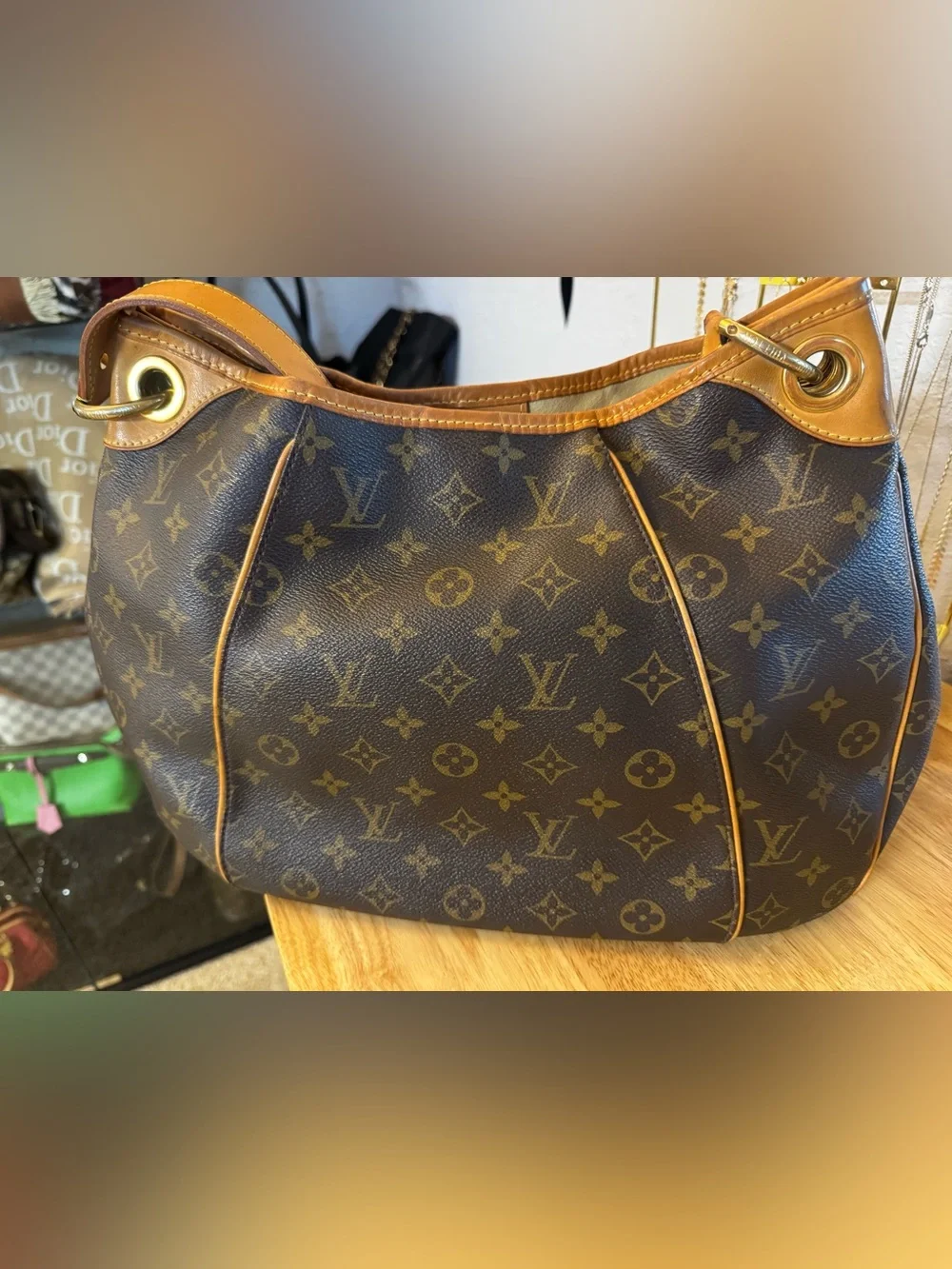 Louis Vuitton Monogram Galliera PM Shoulder Bag. Includes LV luggage tag