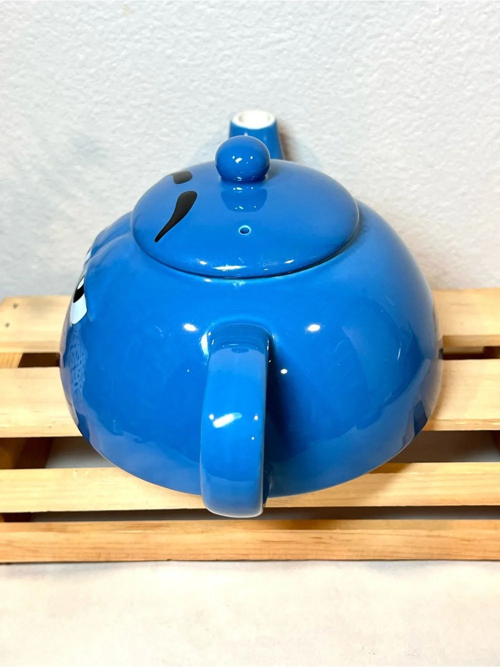 ☀️2/$20 Blue M&Ms World Teapot w Lid | Grumpy Tired Face | No Cup | EUC