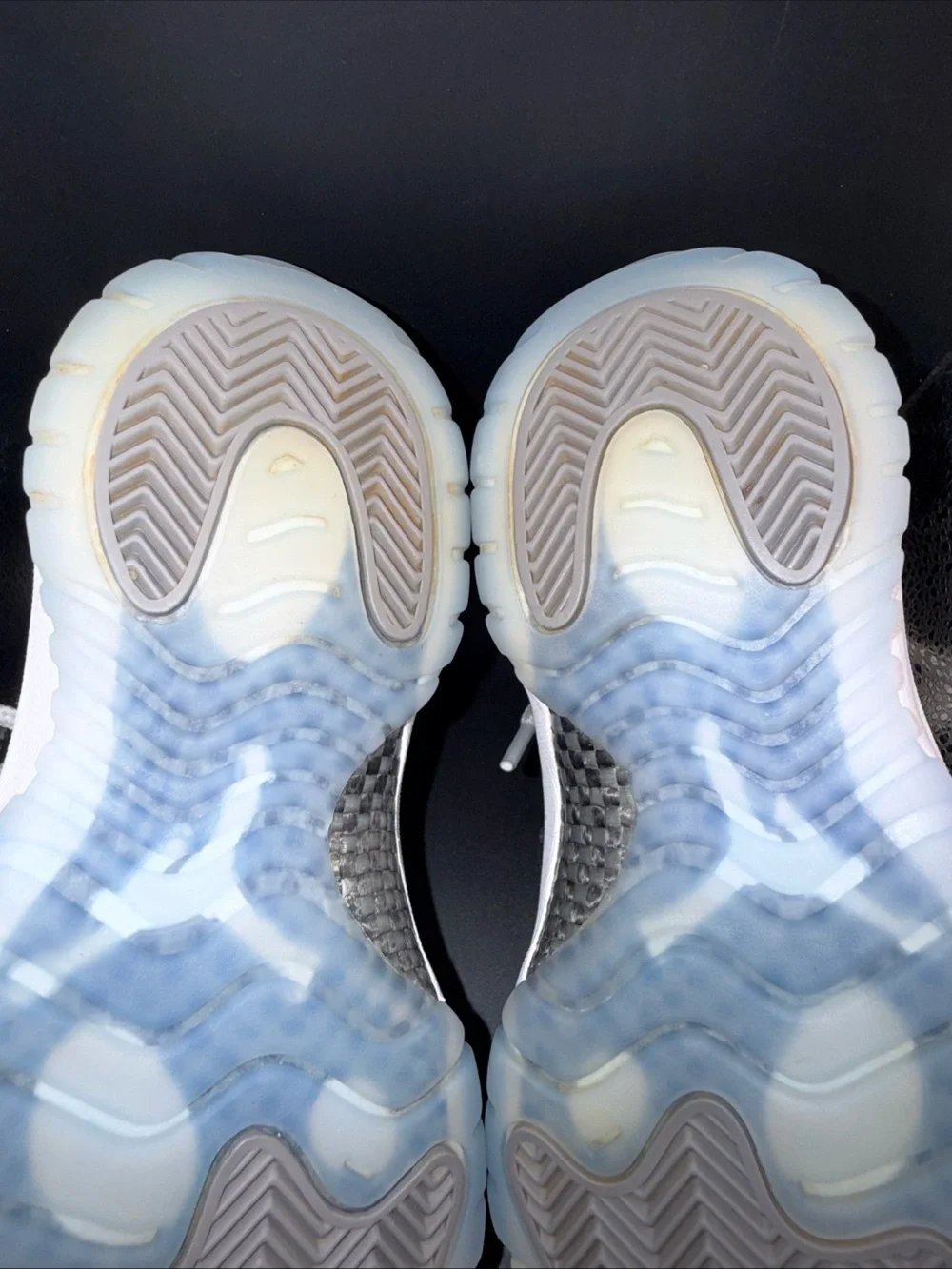 Size 6.5 (GS) - Jordan 11 Retro 2021 Mid Cool Grey, 378038-005, Clean, No Box