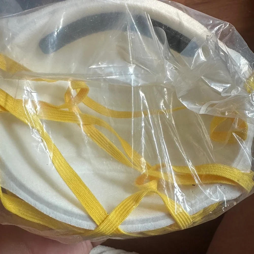 Lot 16 Makrite N95 Respirator Mask White NIOSH 9500-N95 Safety PPE