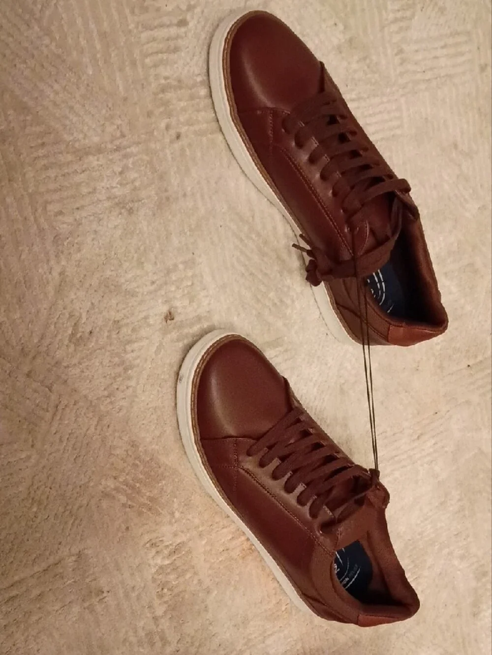 Nautica sleek brown