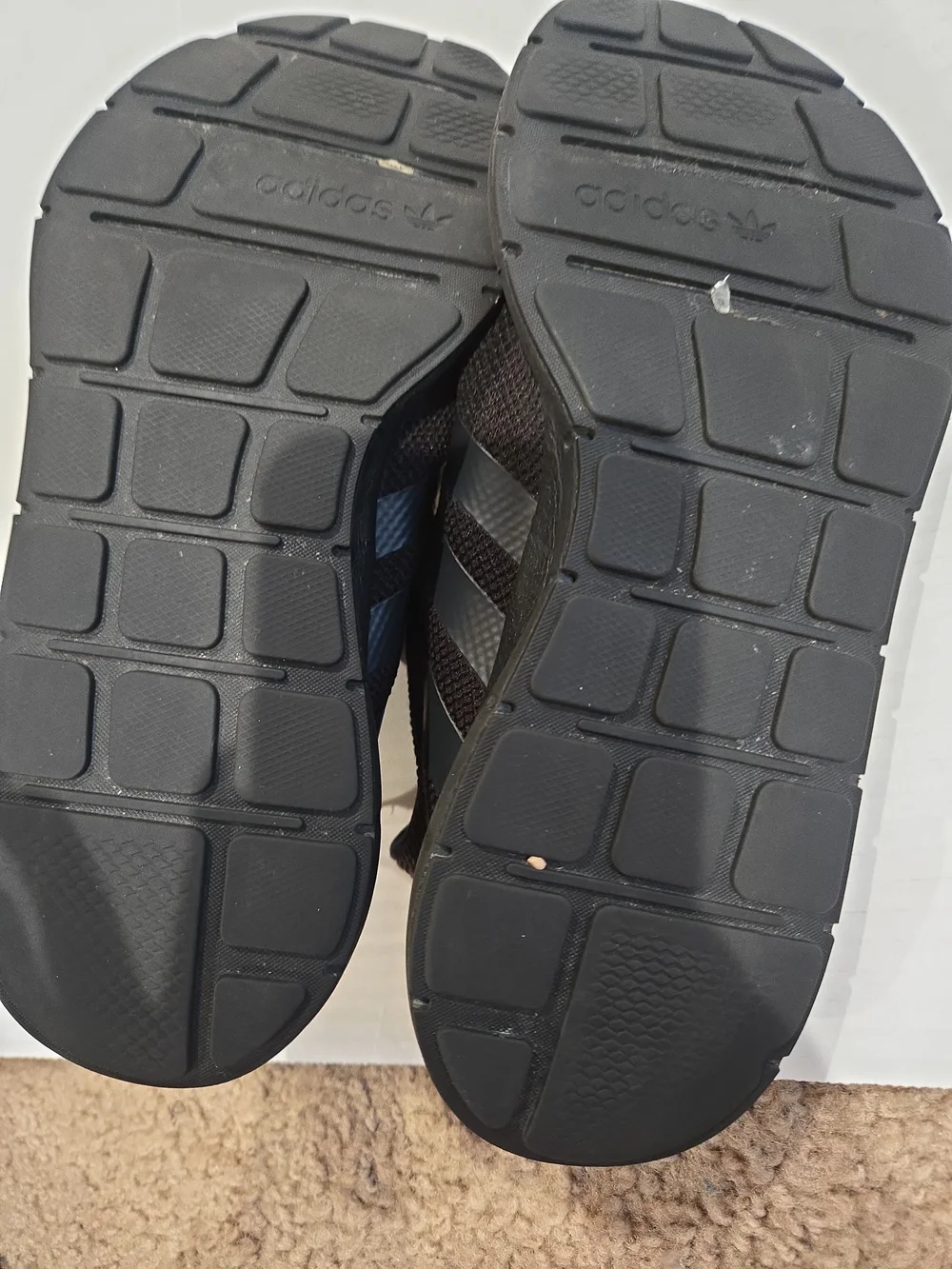 adidas unisex men