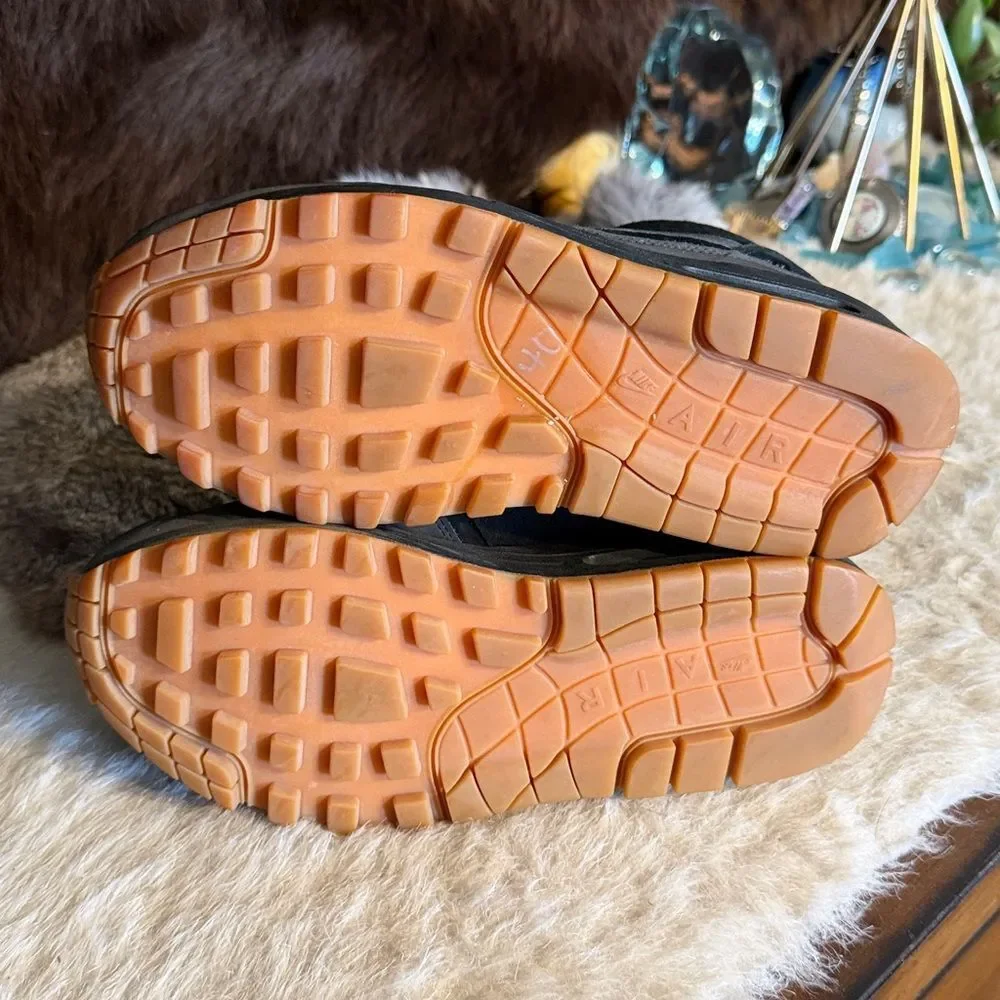 Nike versatile men