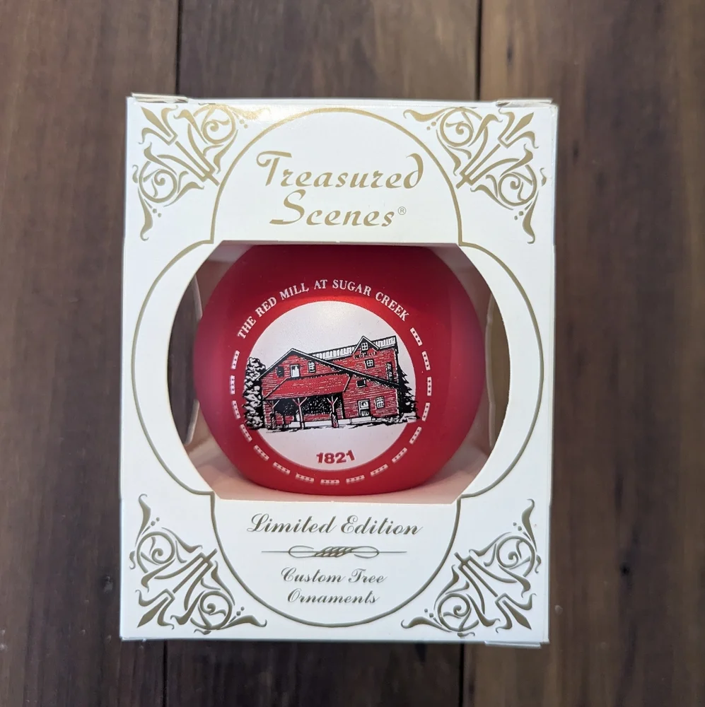 Treasured Scenes 2004 Limited Edition Ornament‎ 