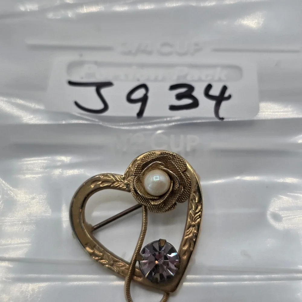 N/A vintage gold