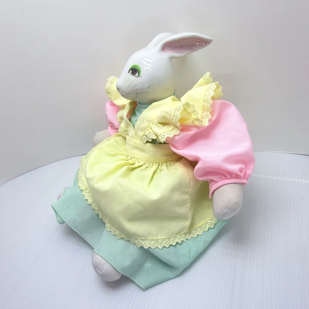Goebel if pinafore