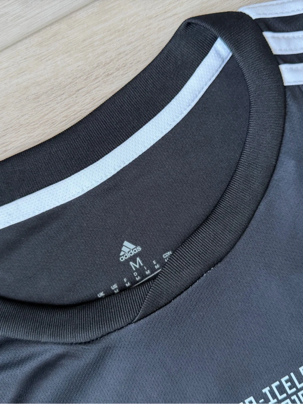 adidas graphic trusted moisture