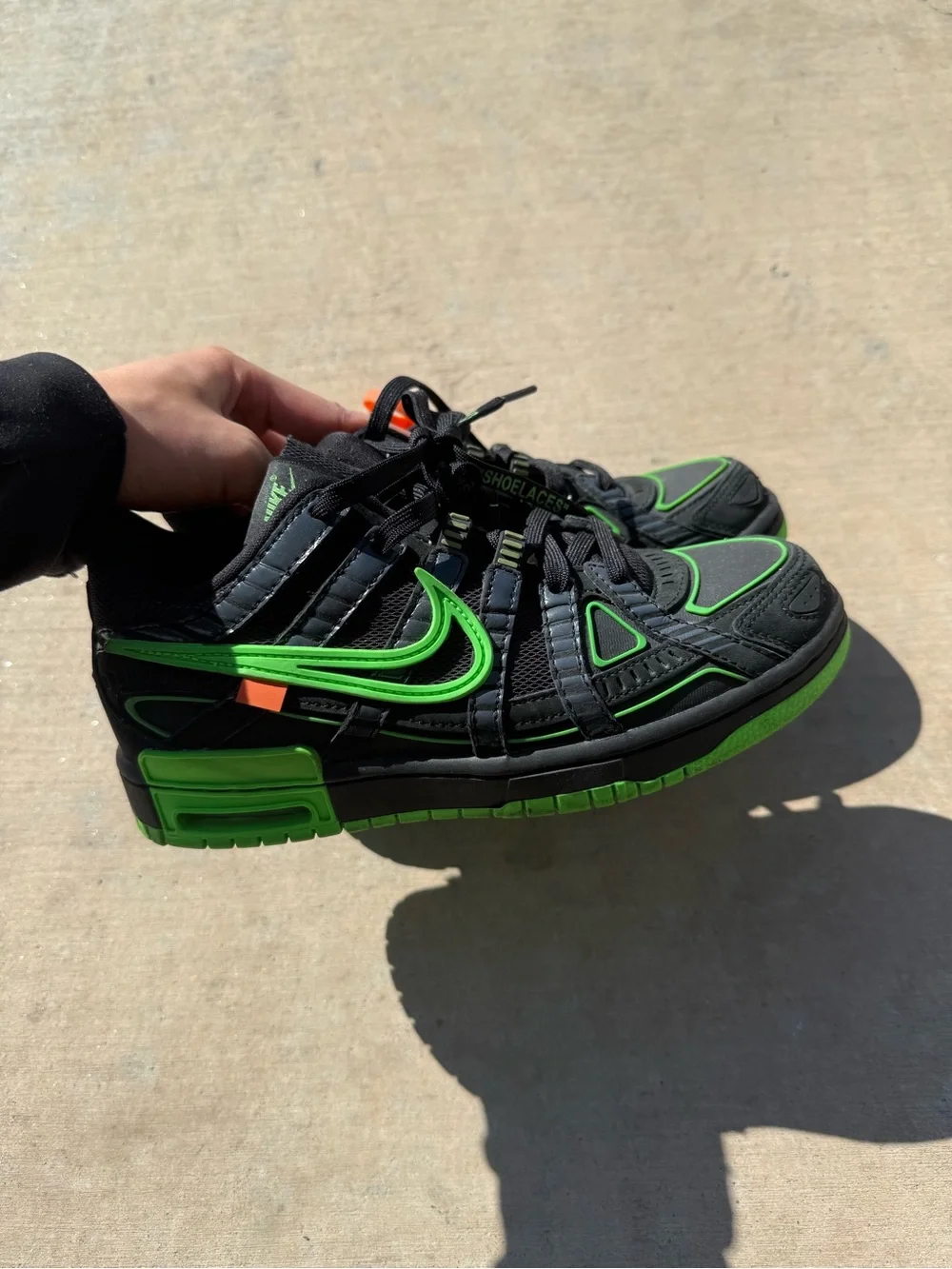 offwhite nike grippy accents