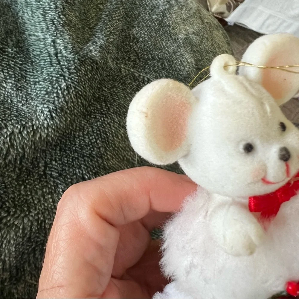 Avon areas mouse