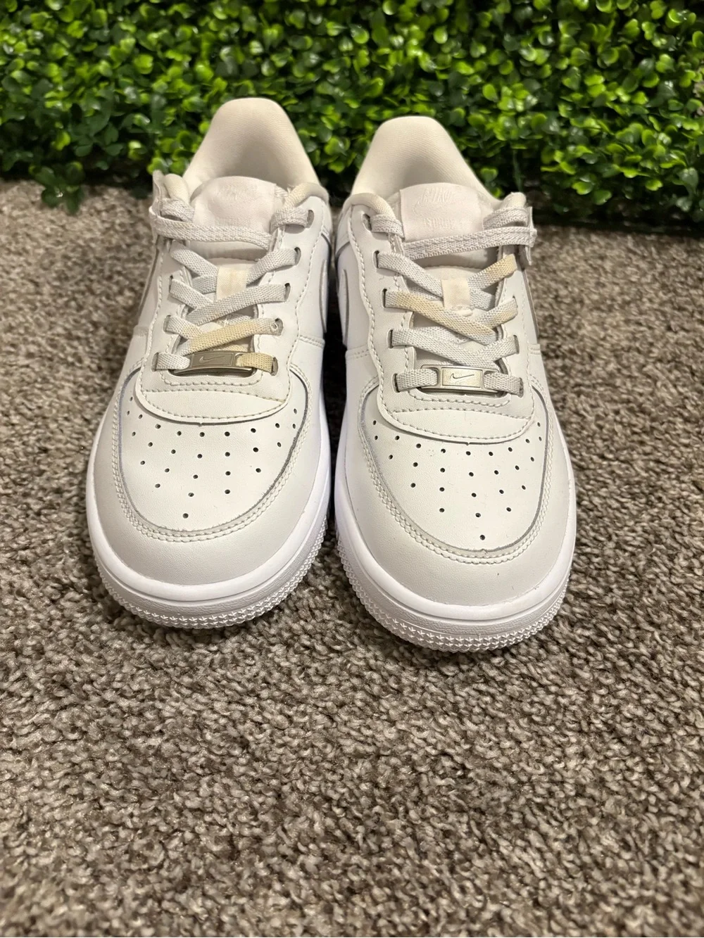 Nike Kids White Low-Top Velcro & Lace Sneakers