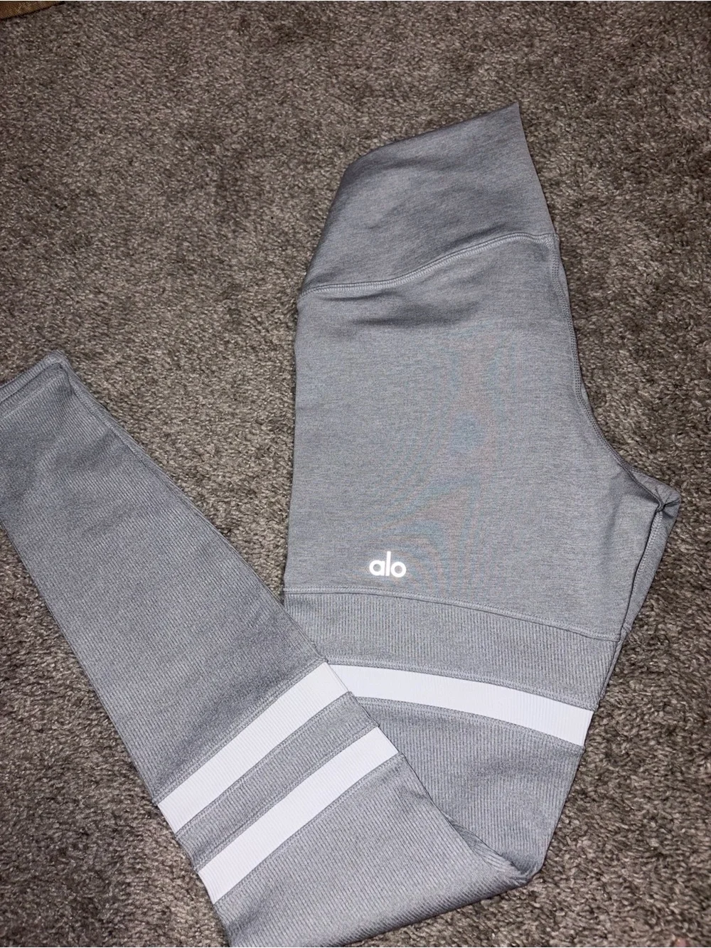 ALO YOGA Legit High Waist Leggings In Athletic Heather Grey/ White XS