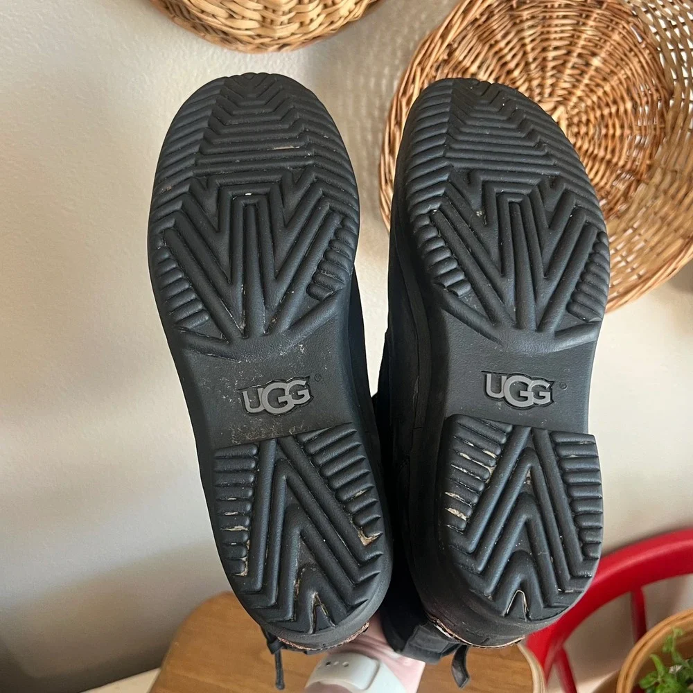 UGG waterproof moto