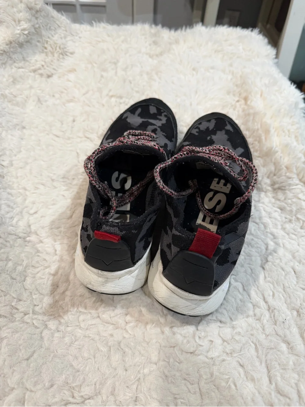 Diesel Men's Black & Gray Camo Knit Sneakers with Red Accents