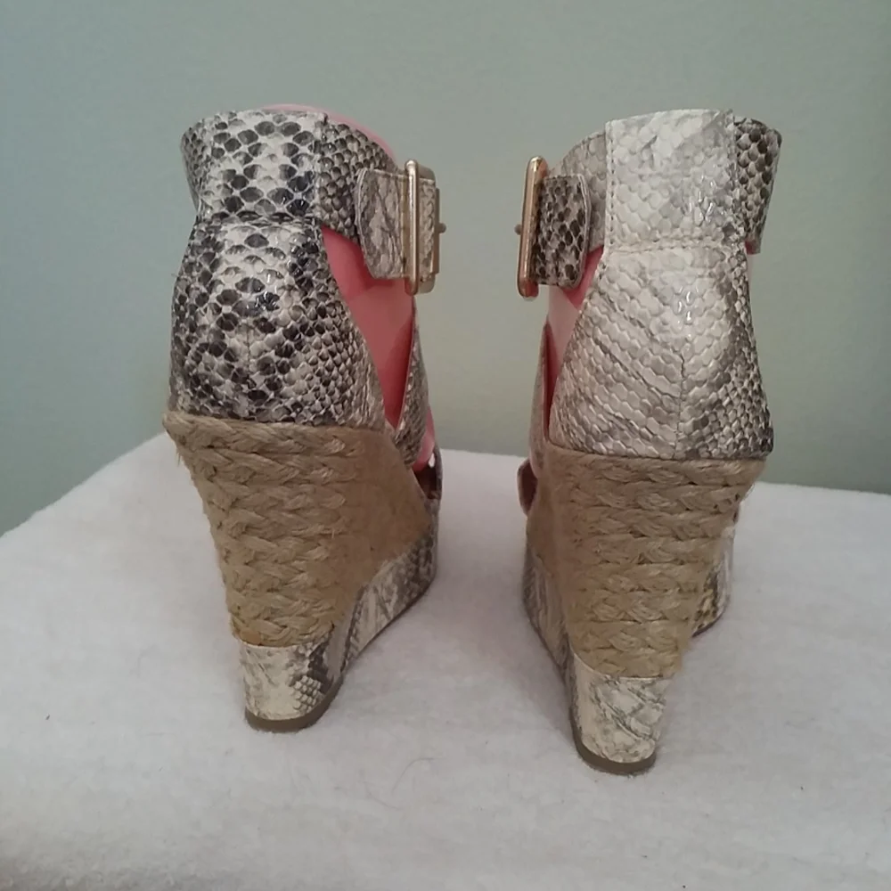 Steve Madden Snakeprint Velari  Sandal Size 7.5