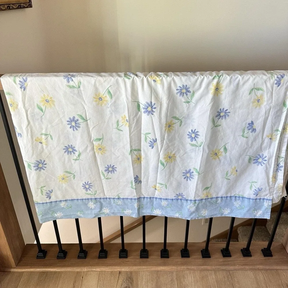 VTG Springs Double‎ Flat Sheet White Blue Yellow Daisy 90's Cotton Blend