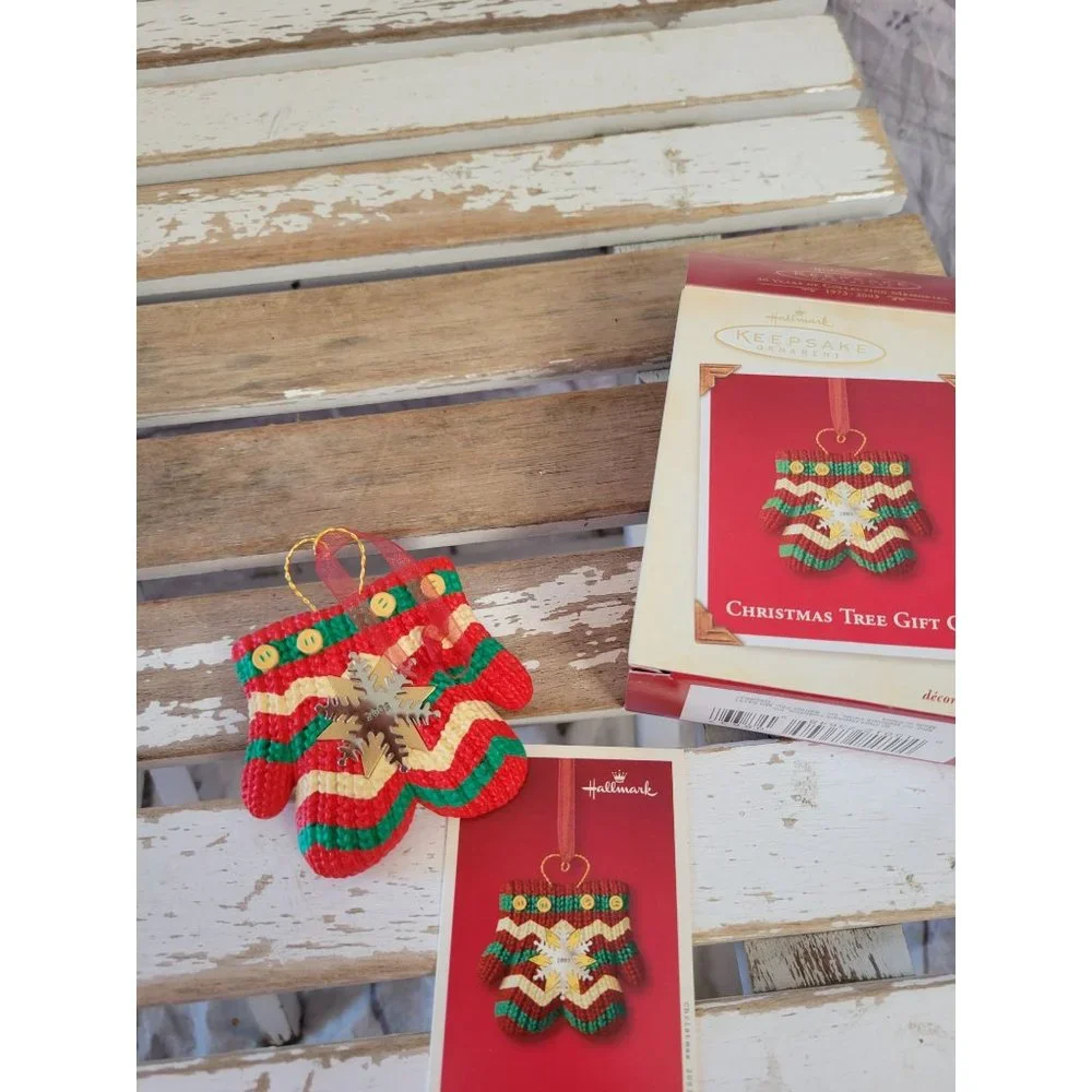 Hallmark Xmas tree gift clip‎ muffin mitten 2003 ornament Xmas tree home decor
