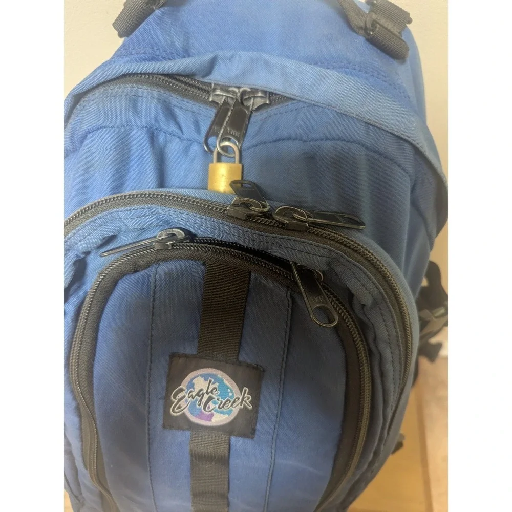 Eagle Creek Travel Backpack Blue Black Carry On Daypack Hiking‎ Waist Belt Value