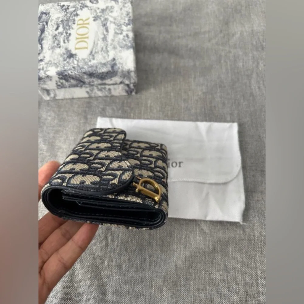 Dior compact wallet