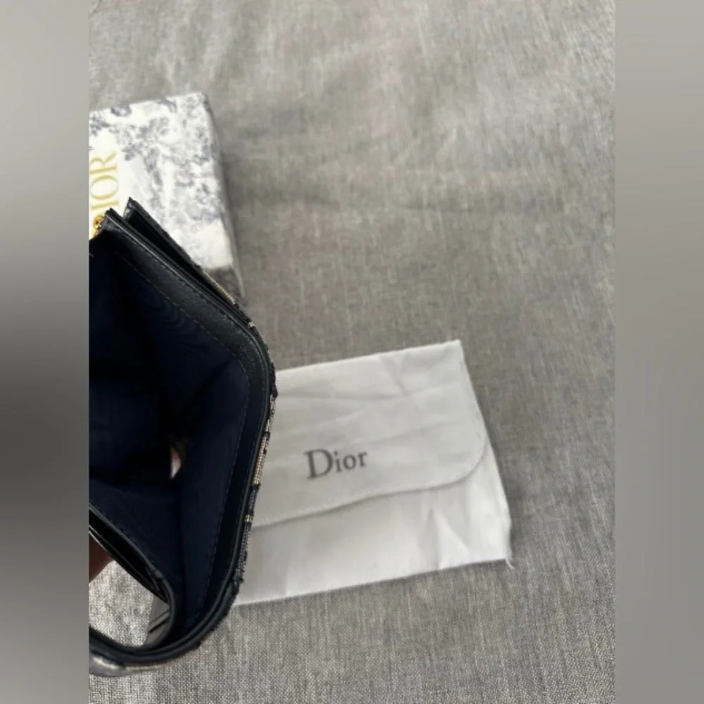 Dior compact wallet