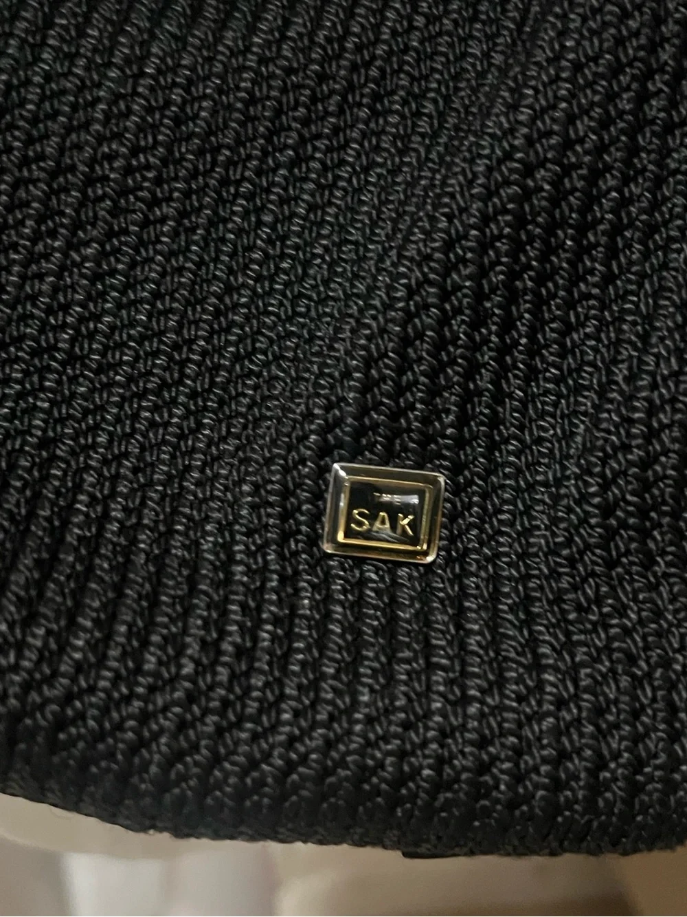 The Sak sak black