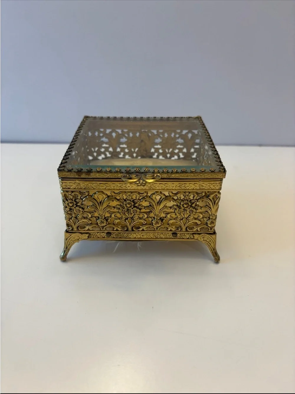N/A trinket box brass
