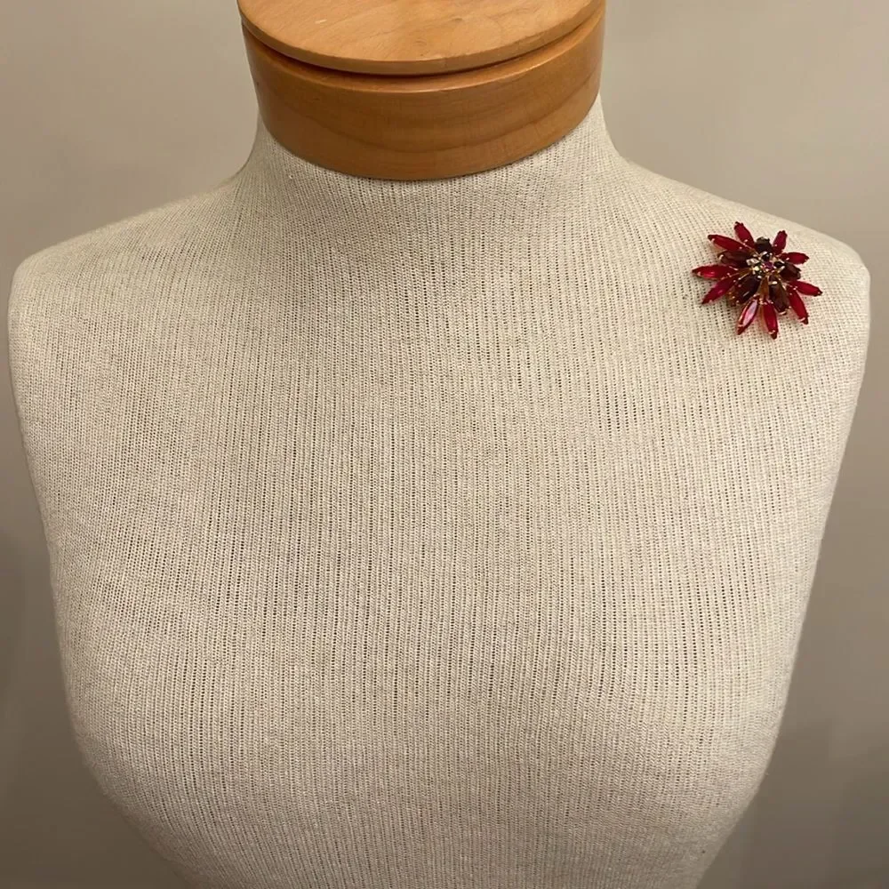 Vintage floral cluster