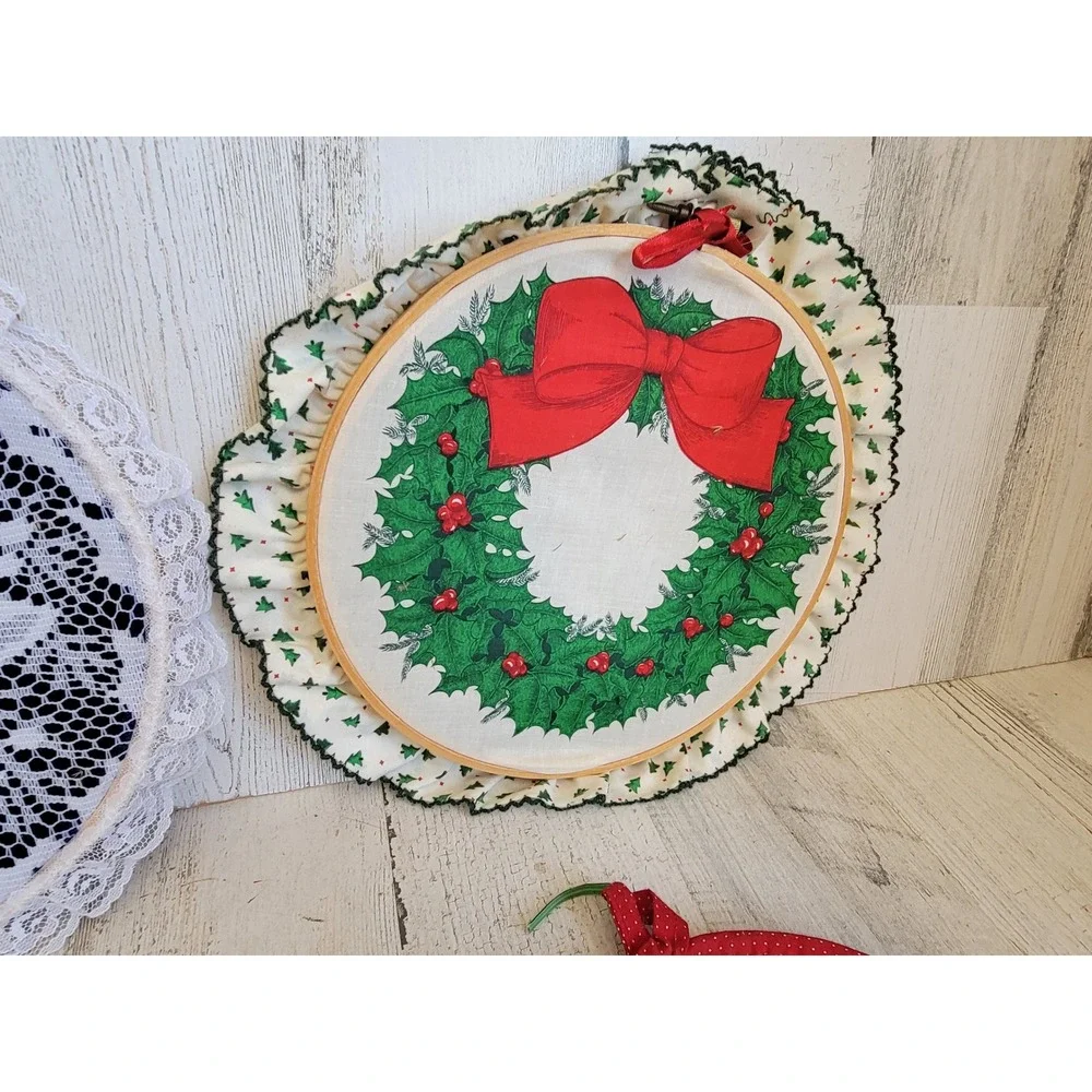 Vintage embroidered Xmas cross stitched hoops joy bell wall hanging wreath set