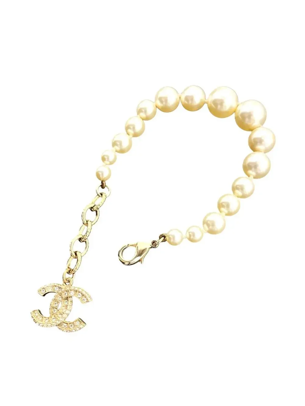 CHANEL elevate your