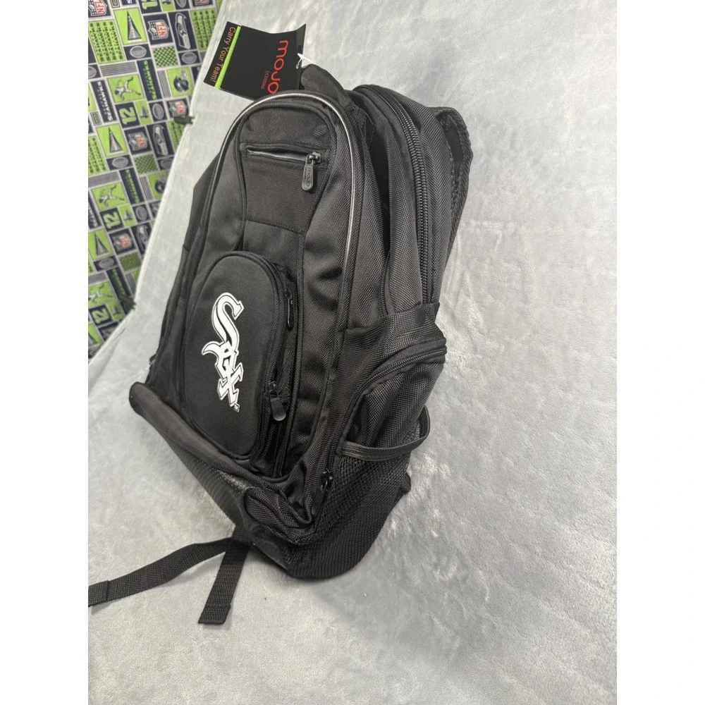 MOJO‎ CHI White Socks Backpack