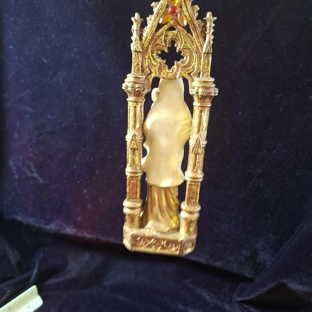 Mary with Child ornament