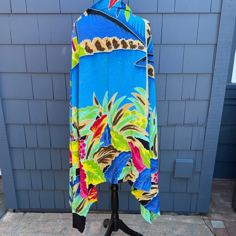 Dancing Gecko hang green scarf