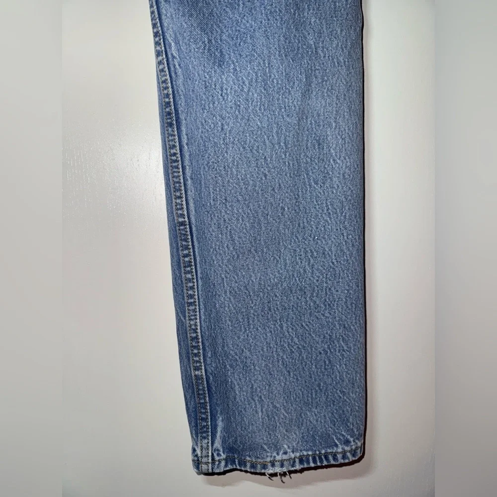 Levis tag size