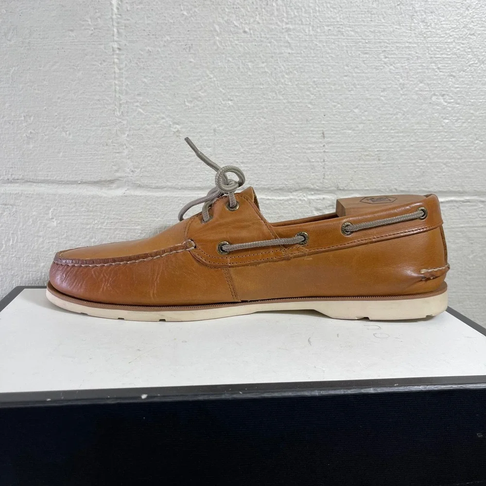 Sperry fit type tan