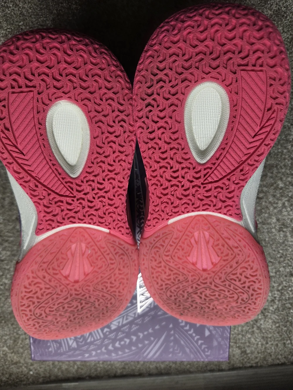Anta stylish pink