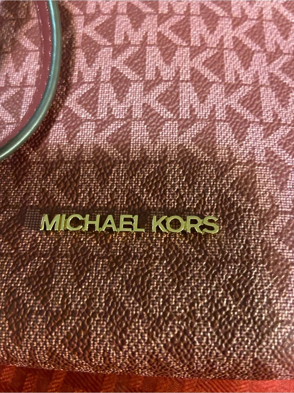 Michael Kors compact michael