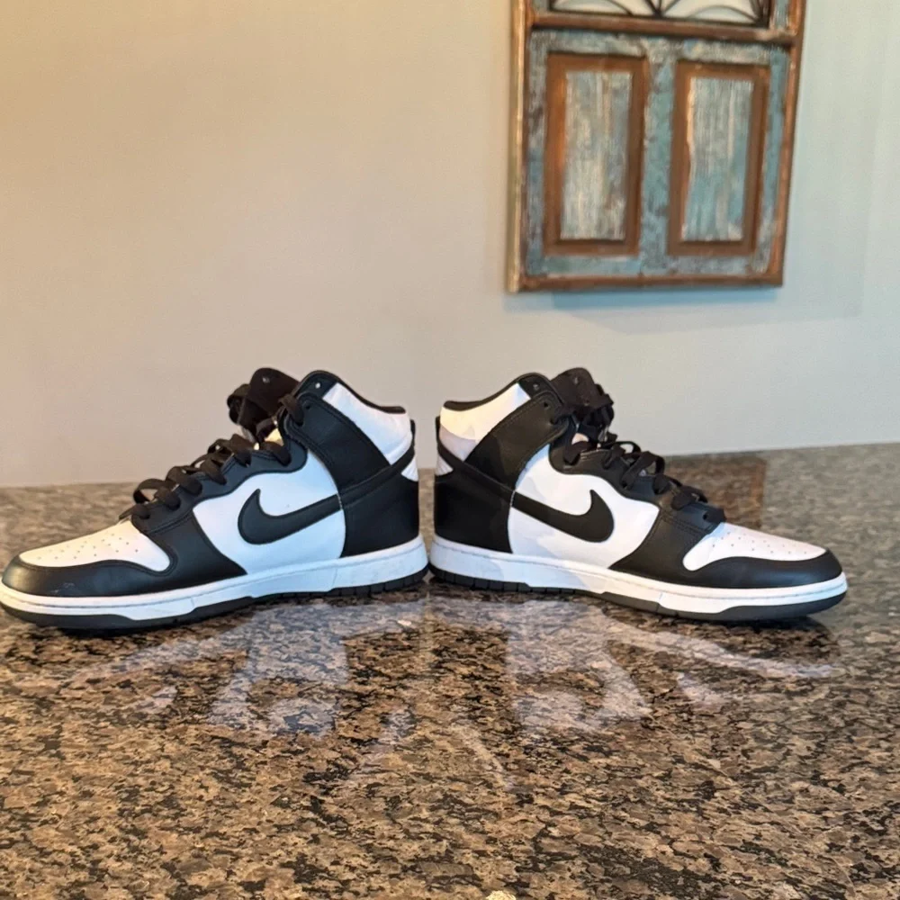 Nike classic sneakers