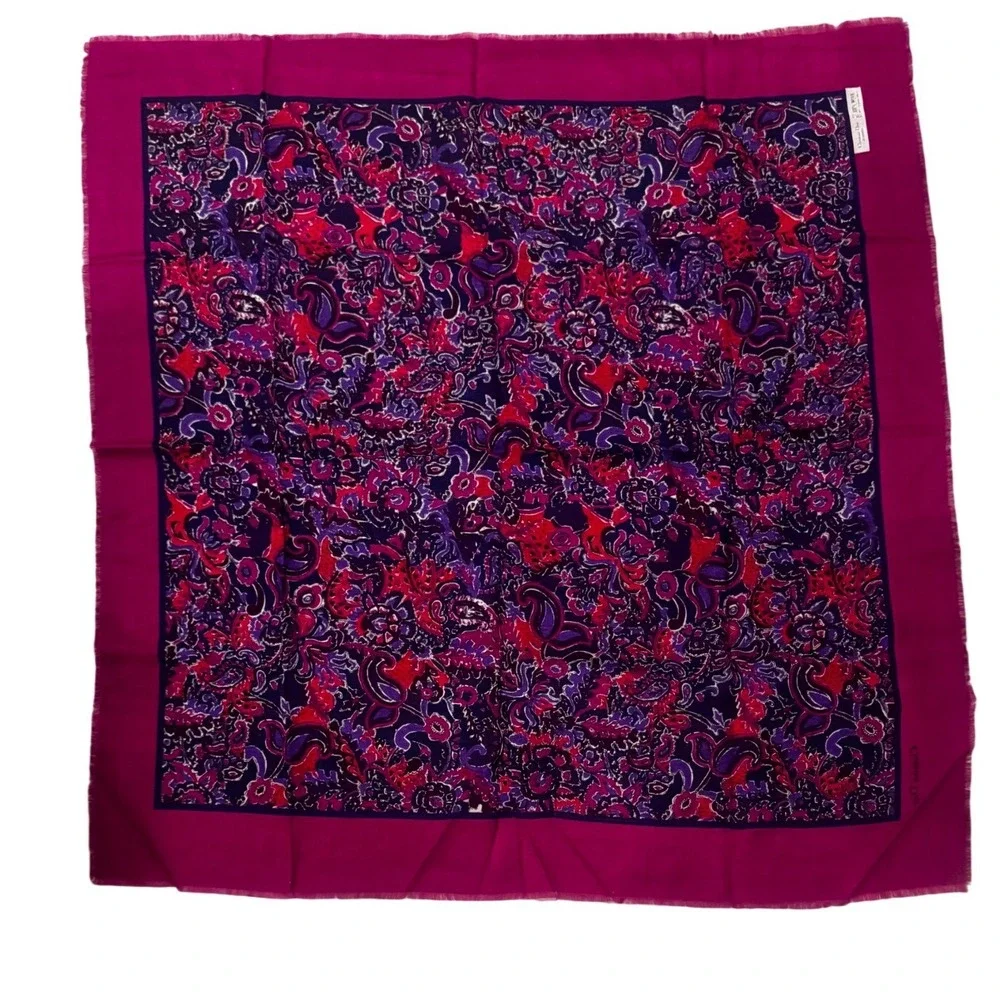 Christian Dior ECharpes Vintage Wool Scarf Magenta Fuscia Paisley Japan 35
