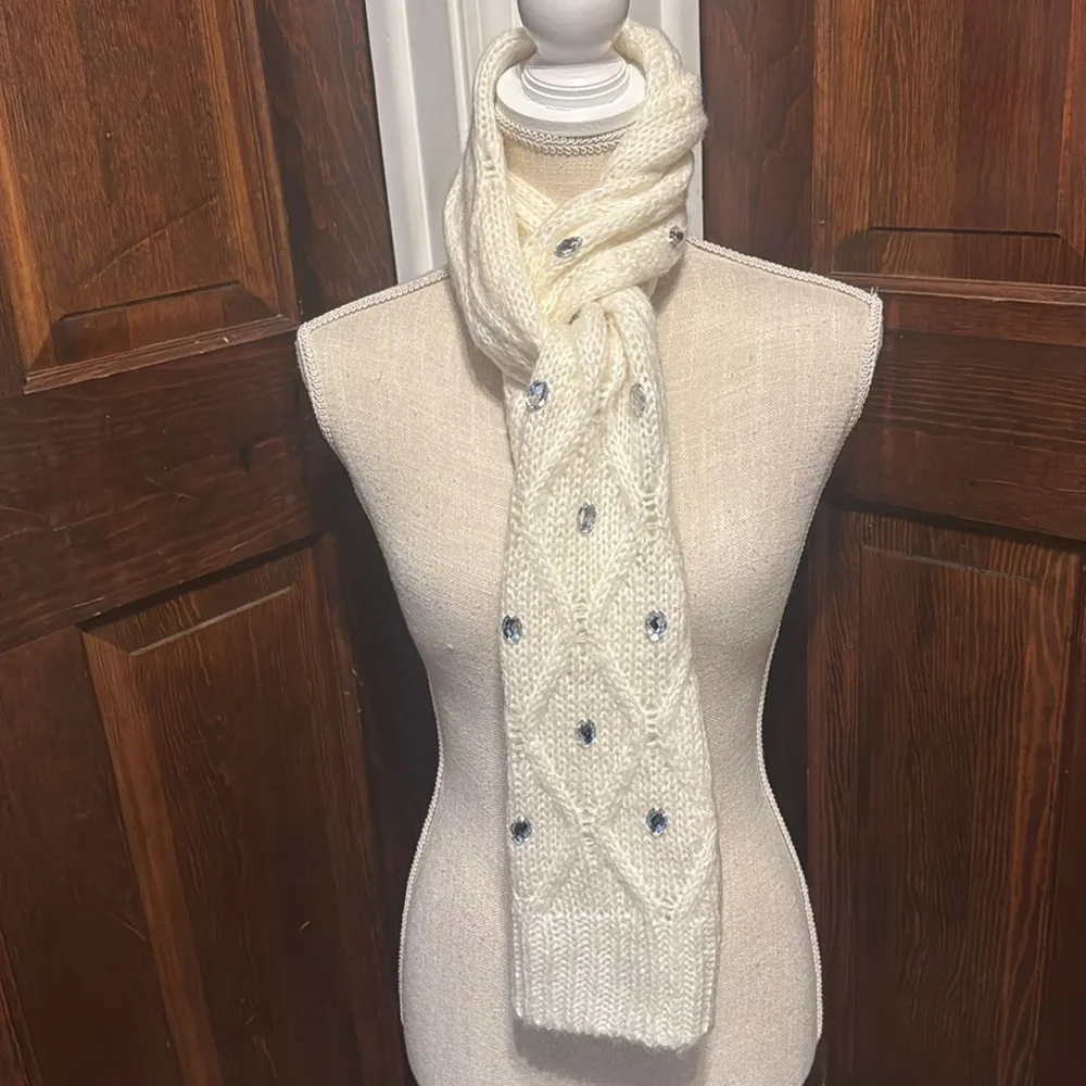 Mixit white winter scarf with embellishment.
