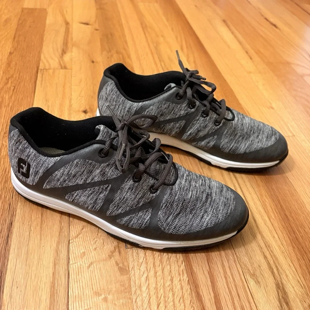 Footjoy FJ Spikeless Golf Shoes 92904C Leisure Charcoal Gray Black Juniors 8 M